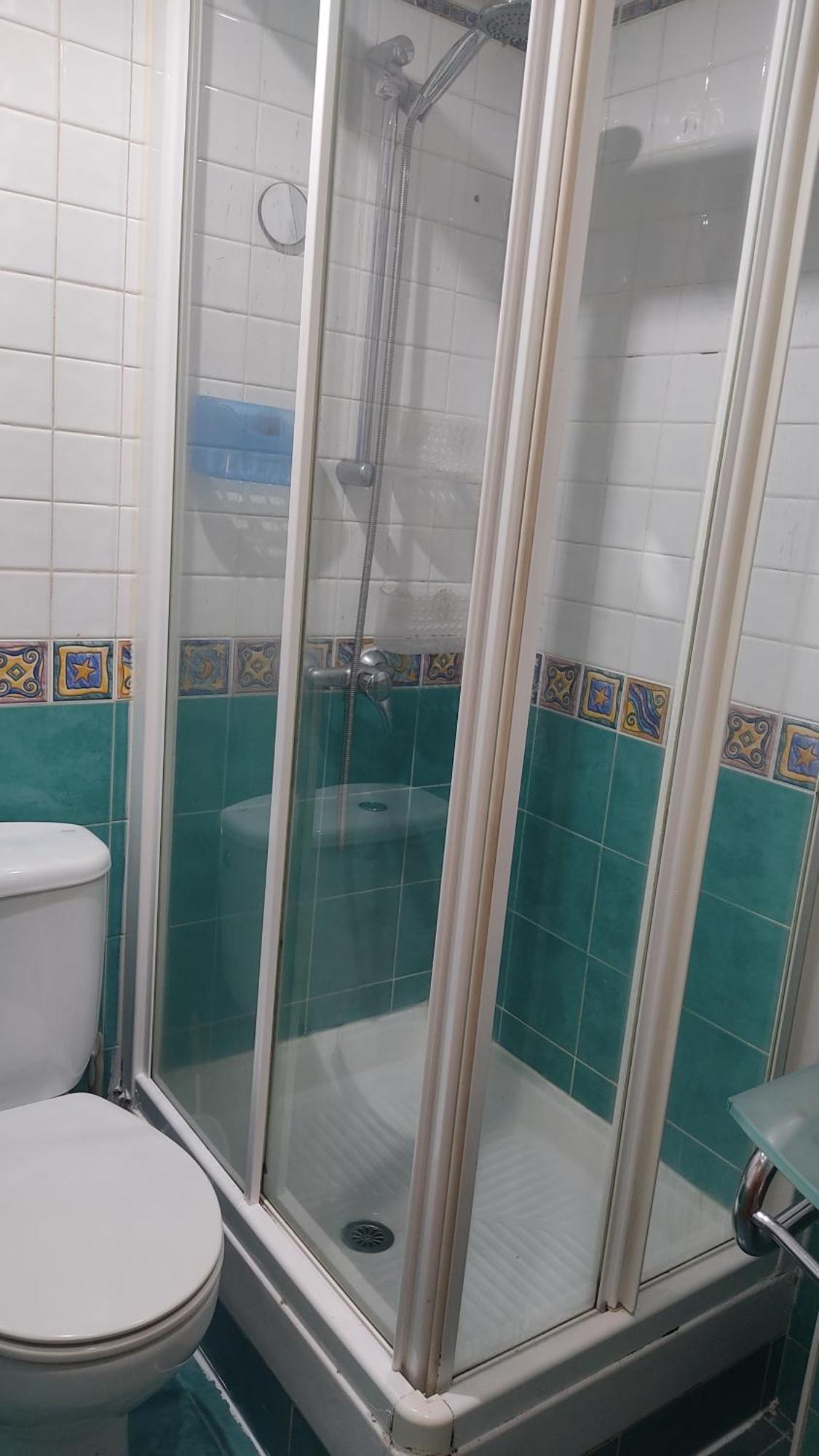 Hotel Habitacion Individual Con Bano Y Cocina Compartida Madryt Zewnętrze zdjęcie