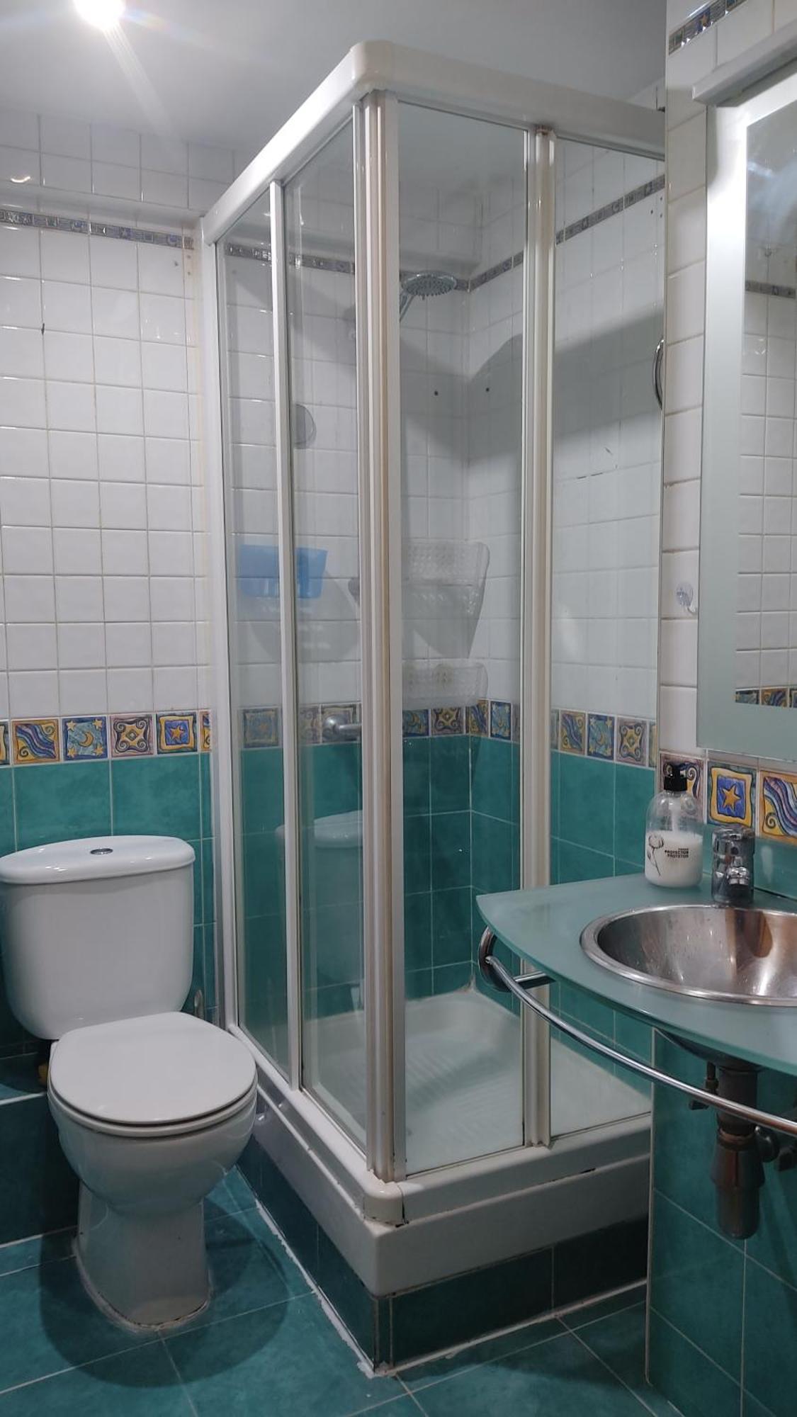 Hotel Habitacion Individual Con Bano Y Cocina Compartida Madryt Zewnętrze zdjęcie